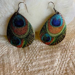 Dangling peacock earrings